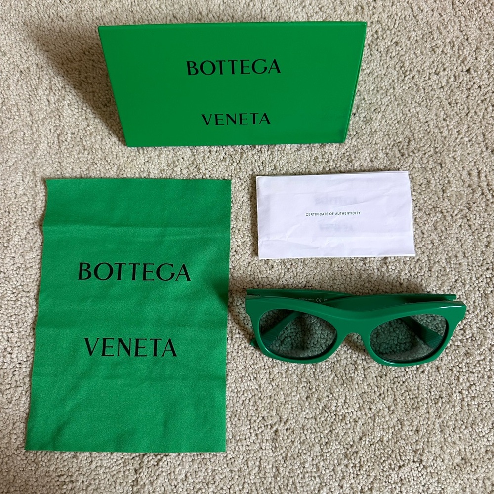 Bottega Veneta Sunglasses